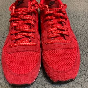 Nike Internationalist